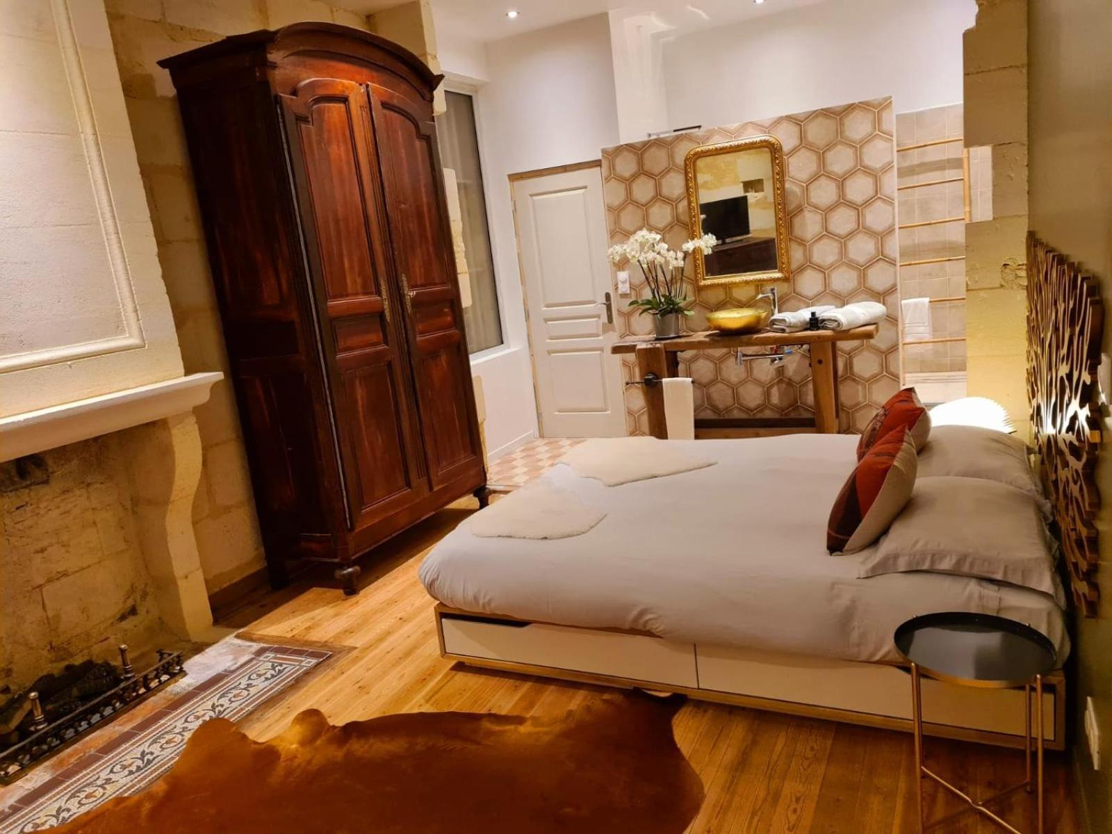 Chateau Tanesse De Tourny Bayon Zimmer foto
